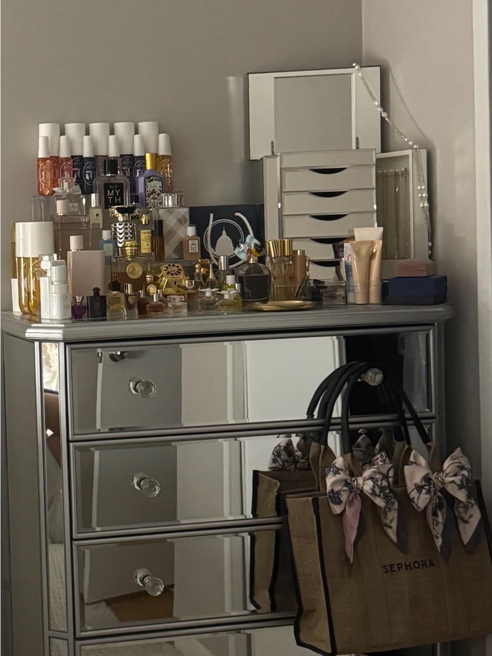 4 tier perfume shelf